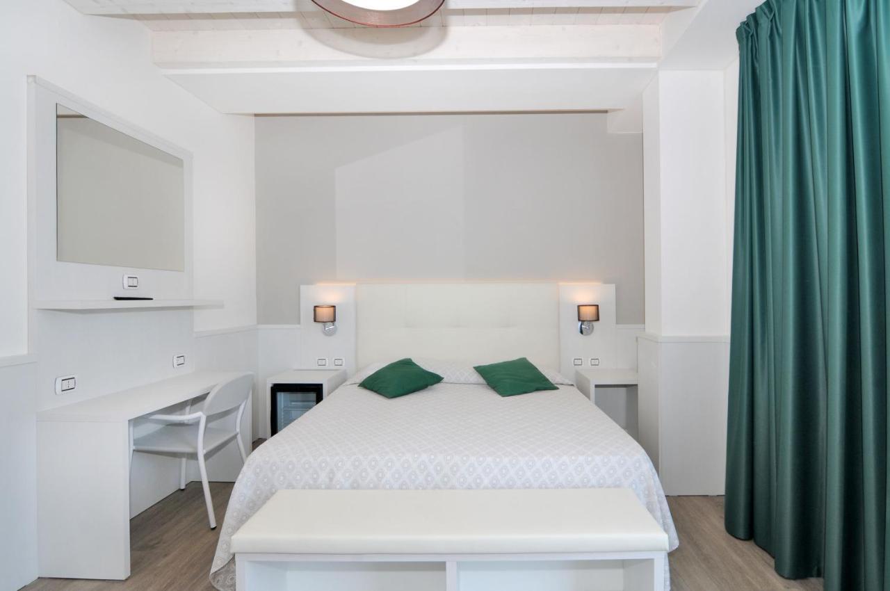 Hotel Austria Caorle Exterior foto