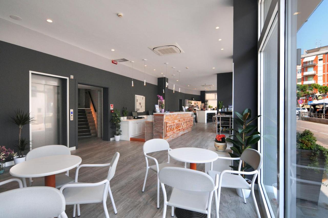 Hotel Austria Caorle Exterior foto