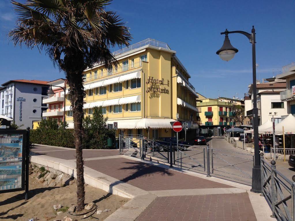 Hotel Austria Caorle Exterior foto