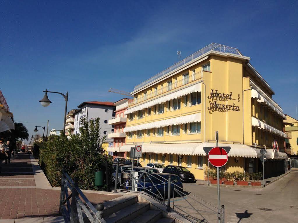 Hotel Austria Caorle Exterior foto
