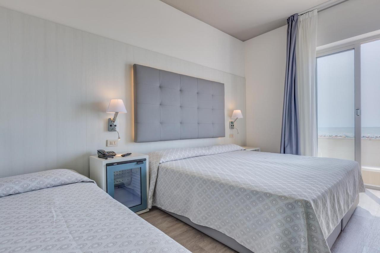 Hotel Austria Caorle Exterior foto